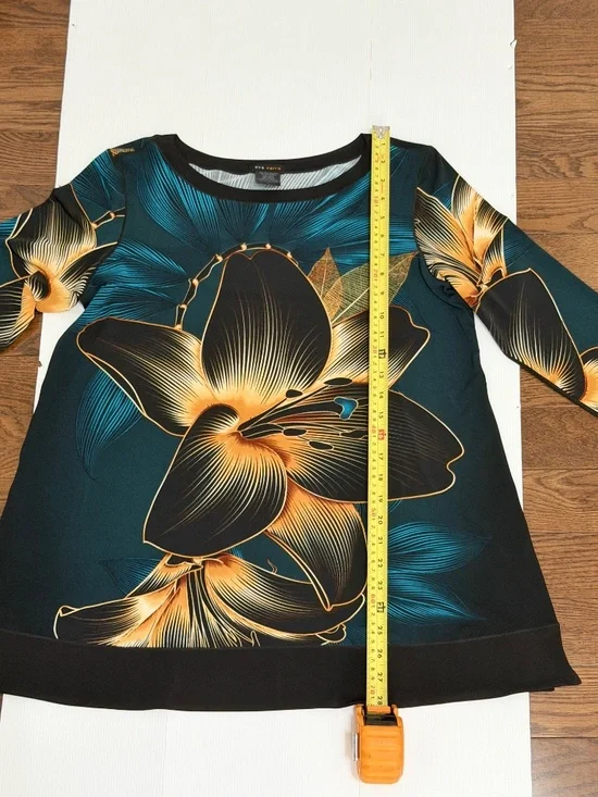 Eva Varro Tunic. Size Large. - Picture 4 of 9